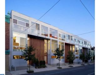 1113 3rd St, Philadelphia, PA 19147-5302