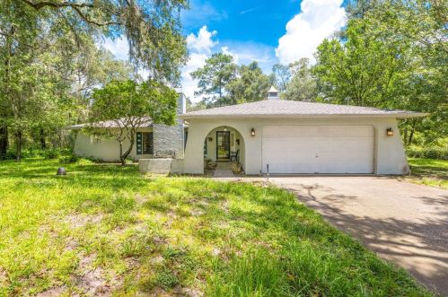 7286 California St, Brooksville, FL 34601-8901
