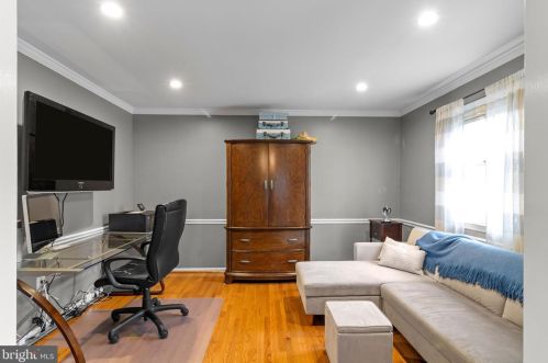 770 Dawes Dr, Yardley PA 19067-4335 exterior