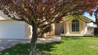 5806 8th St, Riverbank, CA 95367-3131