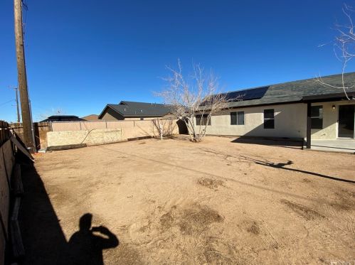 1241 Ranger St, Ridgecrest CA  93555-5125 exterior