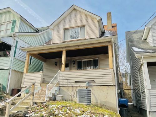 1806 Powers St, Mckeesport PA  15132-5149 exterior