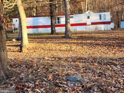 3625 Waggoners Gap Rd, Carlisle, PA 17015-9540
