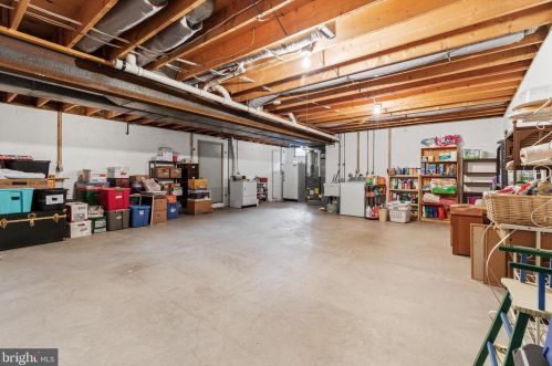 123 Elk Dr, Hanover PA 17331-8869 exterior