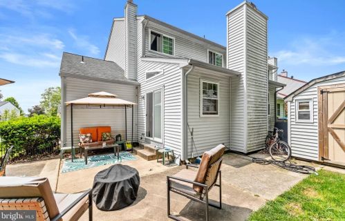 238 Strawbridge Ln, Harrison Township, NJ 08062-2200