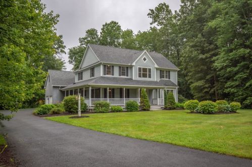 24 Meetinghouse Rd, Granby CT  06035-1626 exterior