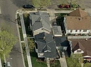 3751 Dorothy Pl, Milwaukee, WI 53215-1401