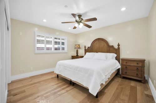 10026 Mattock Ave, Downey CA  90240-3529 exterior