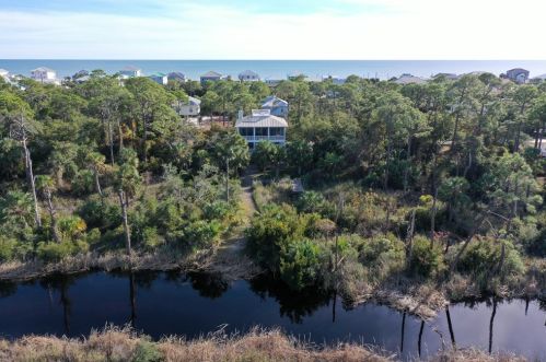 1017 Pne Ave, Saint George Island FL  32328-2416 exterior