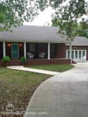 407 Wh Lawrence Rd, Hartselle, AL 35640-6960