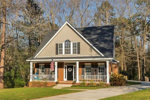 8000 Saint Jude Cir, Mobile, AL 36695-4948