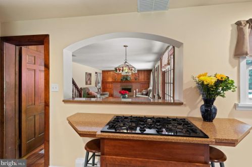 2017 Bethel Rd, Lansdale PA 19446-6054 exterior