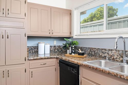 4551 Mount La Platta Pl, San Diego CA 92117-3045 exterior