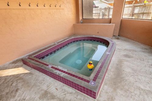 32009 Harris Rd, Tavares FL  32778-4643 exterior