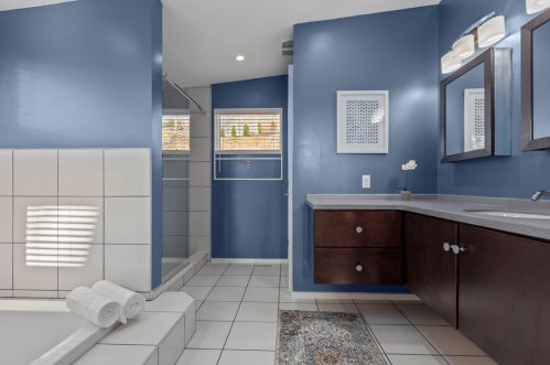 104 Mount Blaine Dr, Canonsburg PA  15317-2621 exterior