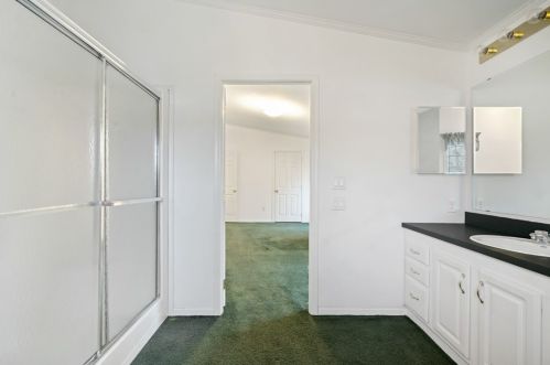 39367 Montour Ct, Pittsburgh PA  15239-2379 exterior