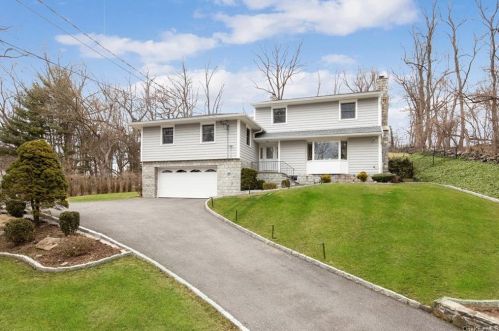 100 Old Jackson Ave, Scarsdale, NY 10583-3148