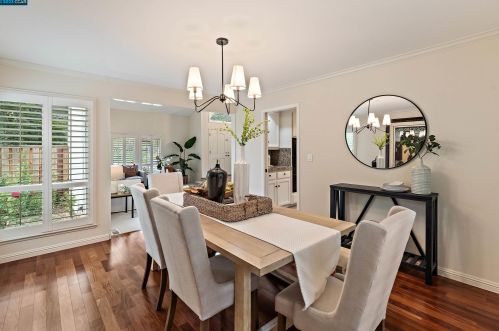 724 Graham Ct, Danville, CA 94526-4327