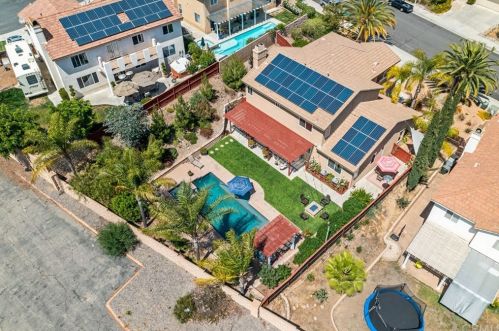 39601 Parkview Dr, Temecula CA  92591-7229 exterior