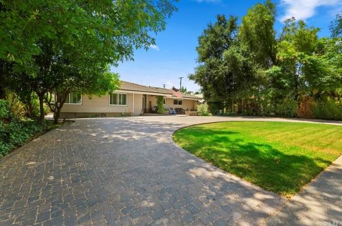 1589 Euclid Ave, Upland, CA 91786-2304