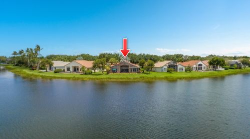 6806 Fiji Cir, Boynton Beach FL  33437-7022 exterior