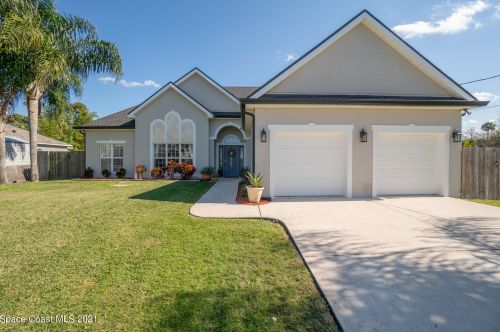 6495 Bamboo Ave, Cocoa, FL 32927-8904