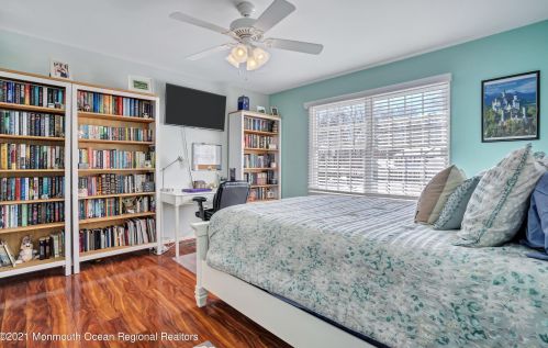 3071 Governors Xing, Belmar NJ 07719-4543 exterior