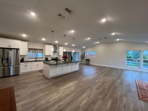 8650 Central Ave, Citrus Heights CA  95662-3939 exterior