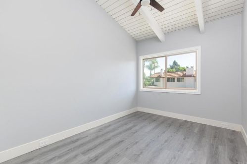 4305 Loma Riviera Ct, San Diego CA 92110-5504 exterior