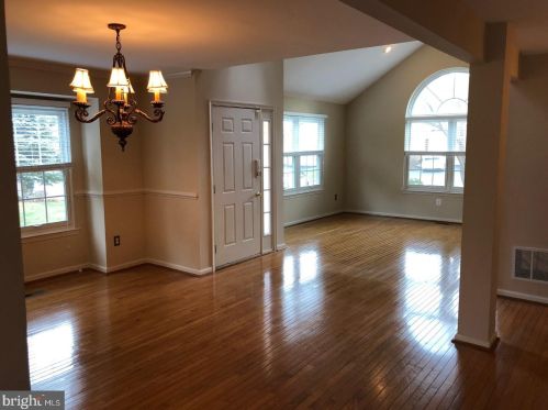 110 Gleneagles Dr, Blue Bell PA  19422-3240 exterior