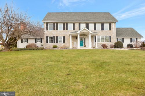 6383 Molly Pitcher Hwy, Lees Cross Roads PA  17257-9373 exterior