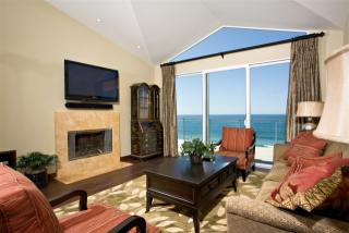 1812 Parliament Rd, Encinitas CA  92024-1030 exterior