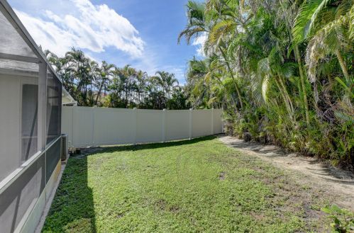 2177 1st St, Boynton Beach FL  33435-7286 exterior