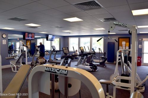 1295 Continental Ave, Melbourne FL 32940-6702 exterior