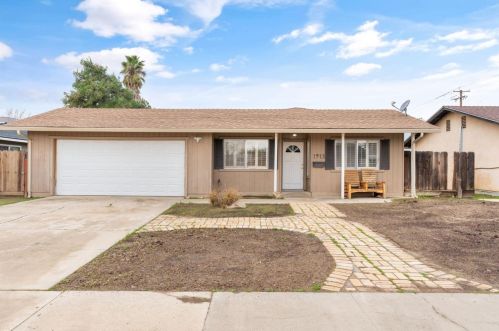 1913 S St, Newman, CA 95360-1418