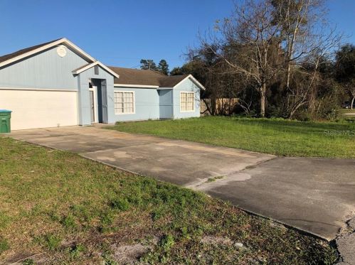 2857 Huron Dr, Deltona, FL 32738-1610