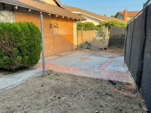 5325 Meadow Wood Ave, Lakewood CA  90712-2157 exterior