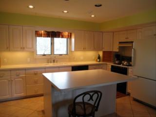 6 Jefferson Ave, Hither Plains NY  11954-5217 exterior