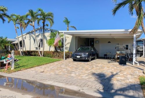 17650 Canal Cove Ct, Fort Myers Beach, FL 33931-7113