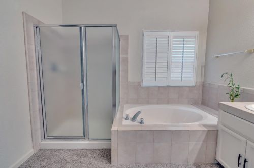 1710 Humboldt Ct, Los Banos CA  93635-5392 exterior