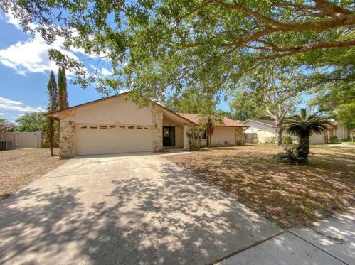 8704 Larwin Ln, Orlando, FL 32817-1343