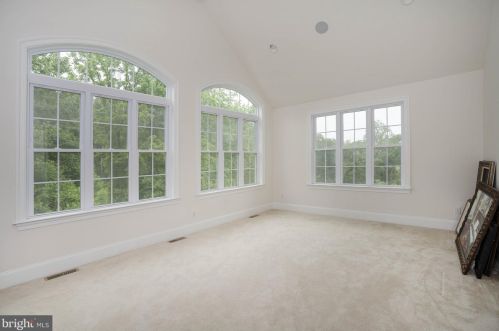 10 Pine Valley Ct, Glen Mills PA  19342-1823 exterior