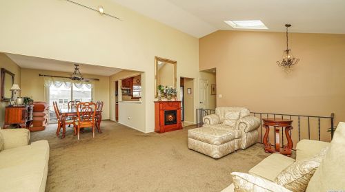 2661 Peconic Ave, Seaford NY  11783-3451 exterior
