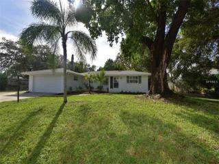 1846 Cockleshell Dr, Sarasota, FL 34231-5416