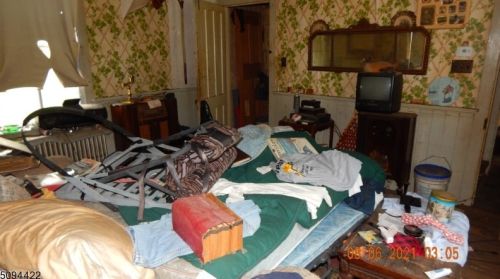 129 Lower Denmark Rd, Oxford NJ  07863-3221 exterior