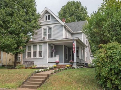 770 4th St, Salem, OH 44460-2937