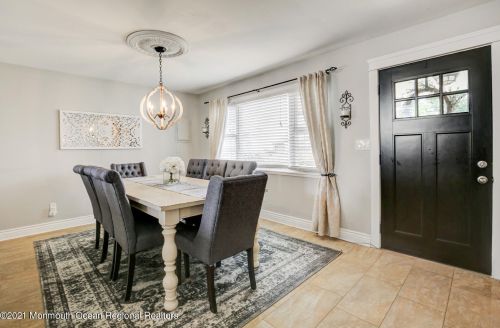 10 Calvin Ct, Old Bridge NJ  08857-2147 exterior