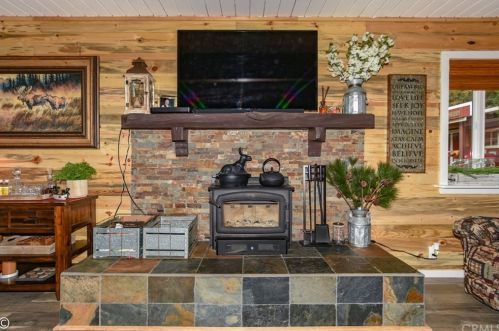 1063 H Ln, Big Bear City CA  92314-9693 exterior