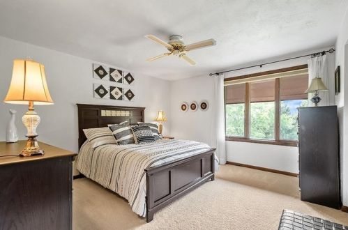 1264 Oakridge Rd, Mc Donald PA  15057-2632 exterior