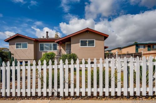 3035 18th St, National City, CA 91950-5307